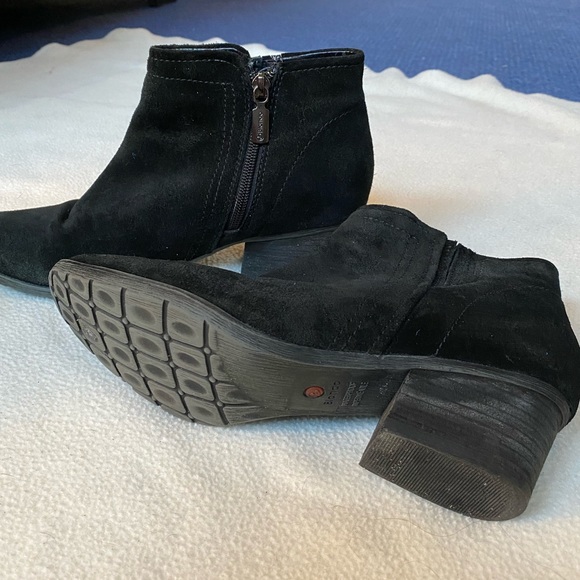 Blondo Bootie - Picture 2 of 3